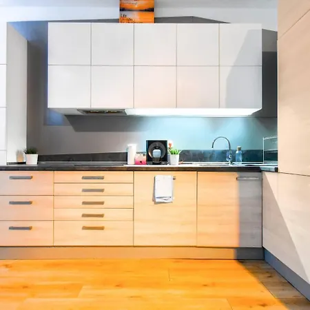 2br Bourgeois Chic - - Close To Metro Appartamento Sofia