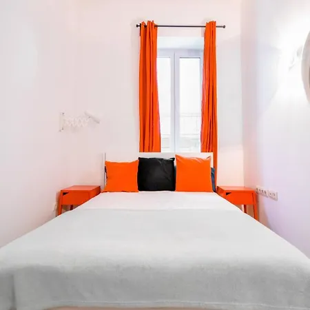 Lägenhet 2br Bourgeois Chic - - Close To Metro Sofia